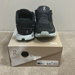 Women’s Cloud 5 Black and Blue Like New